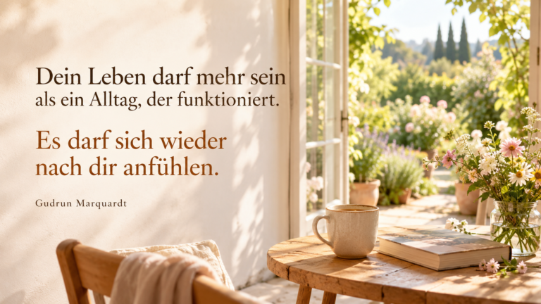 Text: Ein heller Raum mit Blick in den Garten und dem Gedanken, dass das Leben mehr sein darf als ein funktionierender Alltag.